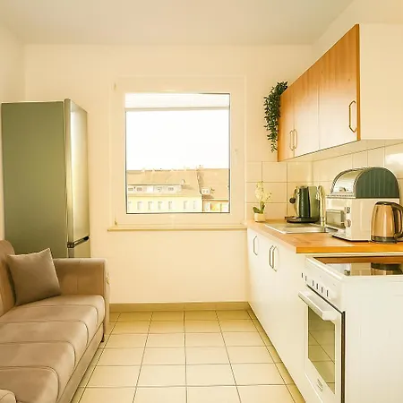 Livemore24 - 2 In Wlan - Smart-tv - 24-7 Check-in Und Kueche شقة