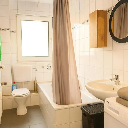 Apartman Livemore24 - 2 In Wlan - Smart-tv - 24-7 Check-in Und Kueche Duisburg