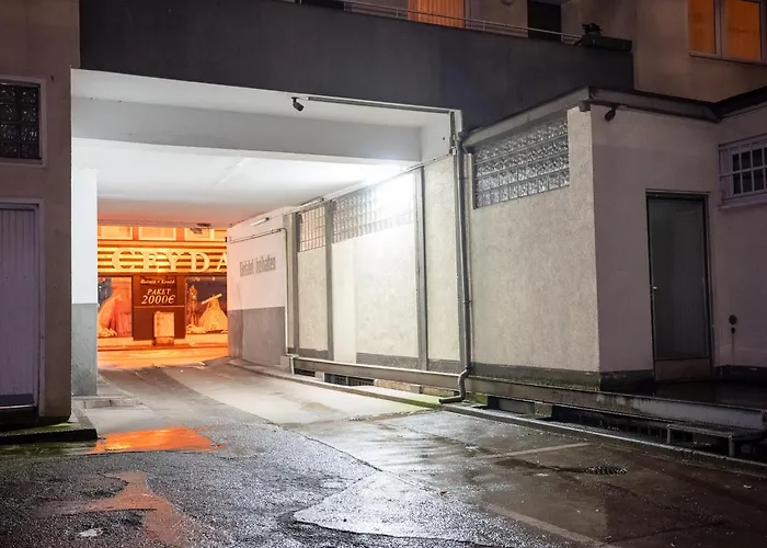 Livemore24 - 2 In Wlan - Smart-tv - 24-7 Check-in Und Küche Apartment Duisburg