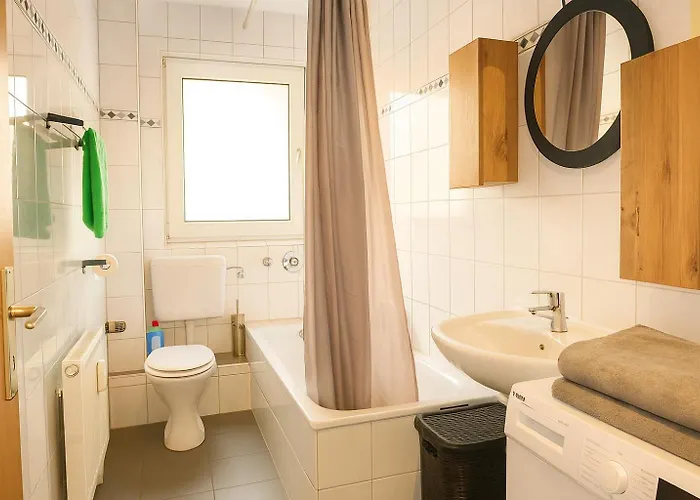 Apartment Livemore24 - 2 In Wlan - Smart-tv - 24-7 Check-in Und Küche Duisburg